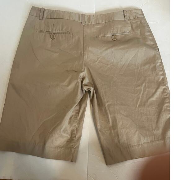 Mossimo Stretch Women's Tan Shorts Size 14 - Picture 2 of 7
